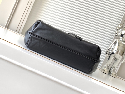 フェンディバッグ内部構造